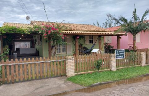 Casa de praia no Balneário Camacho