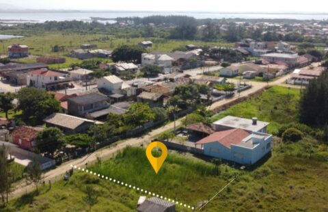 Terreno Escriturado no Balneário Camacho