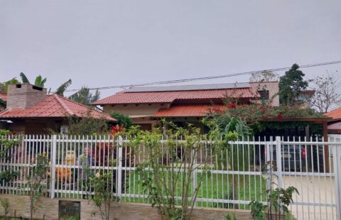 Imóvel em frente à Lagoa da Cigana