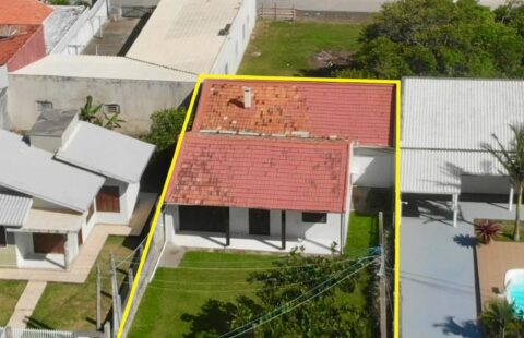 Casa no Balneário Camacho